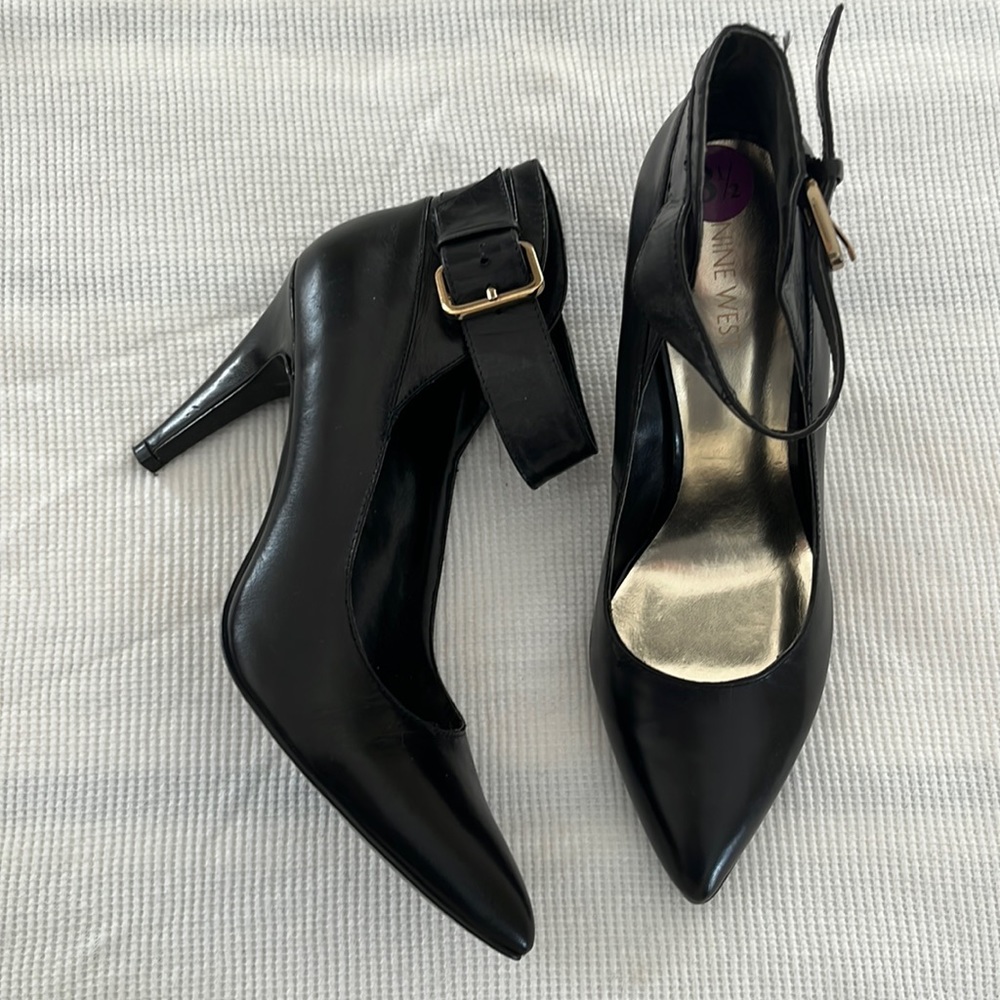 Nine West black Leather strappy high heel